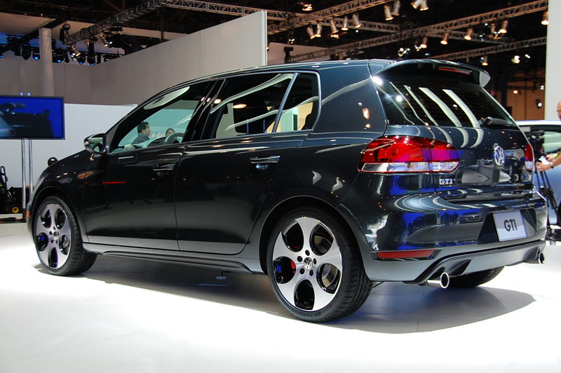 Illustration for article titled 2010 VW Golf GTI: New Look, Same Car